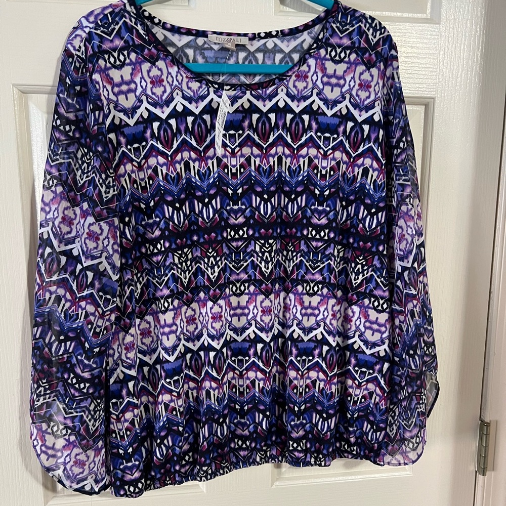 NWT Mosaic Bell Sleeve Blouse